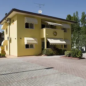 appartamenti-mimi.hotelslidodijesolo.com/