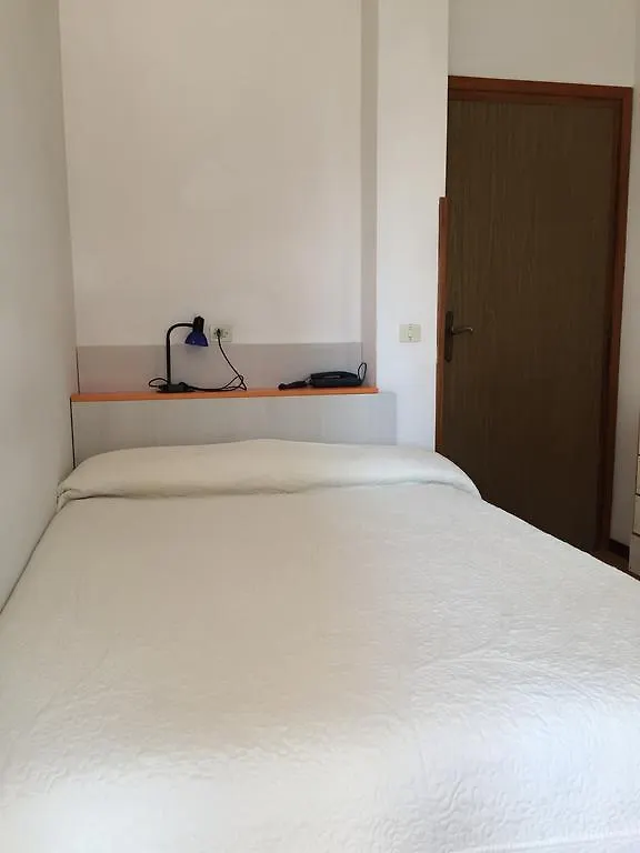 Hotel Halifax Лидо-ди-Езоло