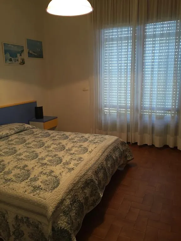 Hotel Halifax Лидо-ди-Езоло Италия