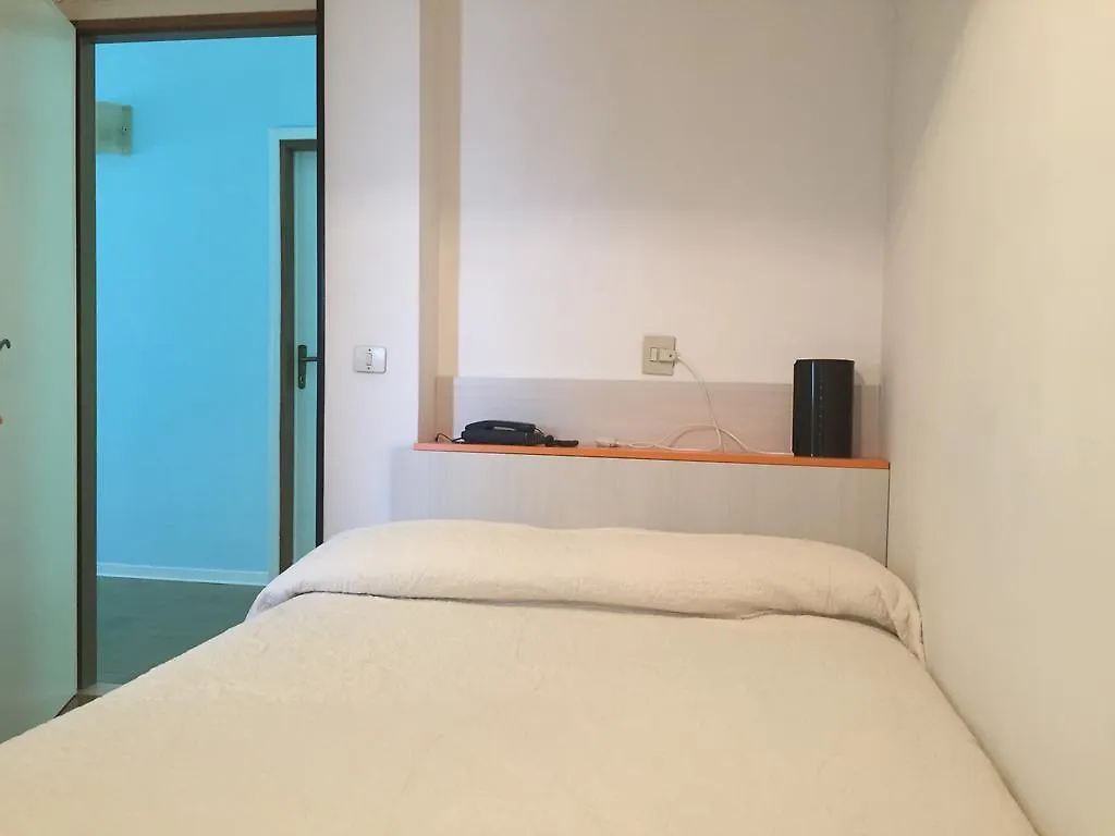 ***  Hotel Halifax Лидо-ди-Езоло Италия